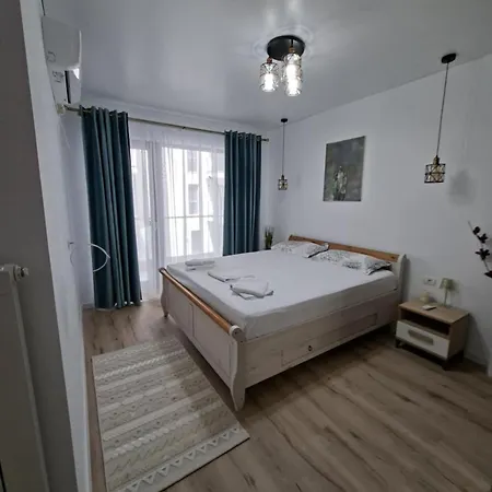Apartament Shel *