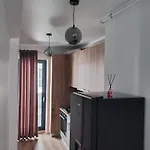 Apartment Shel *