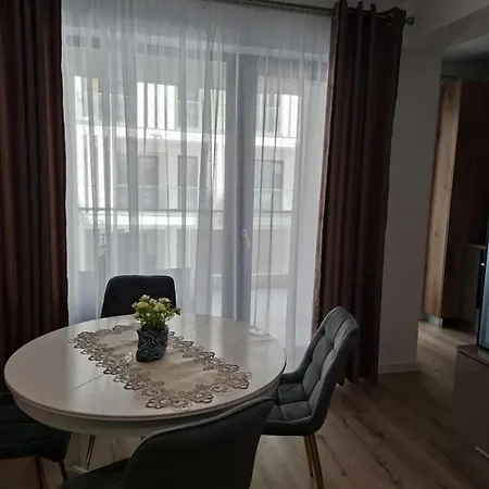Apartamento Shel Năvodari